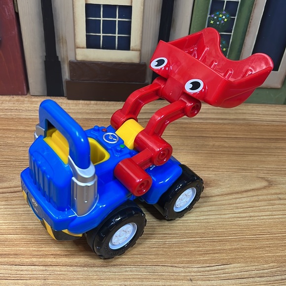 Wow Toy Lift -It- Luke Construction Toy - Picture 4 of 7